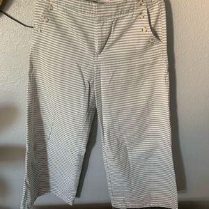 Striped cropped pants with side button detail